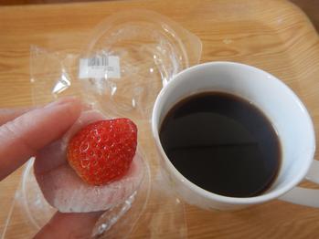 シャトレーゼ 苺大福